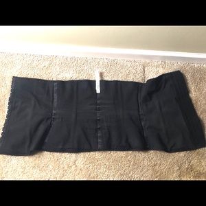 Waist trainer by VannaBelt